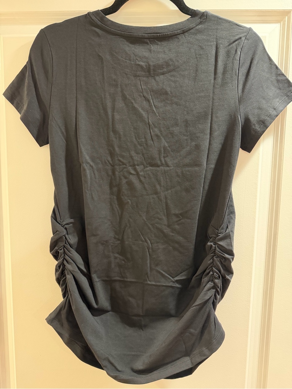 NWT! Old Navy (Size M) Maternity Snug Black Crewneck Short Sleeve Tee - Picture 3 of 6